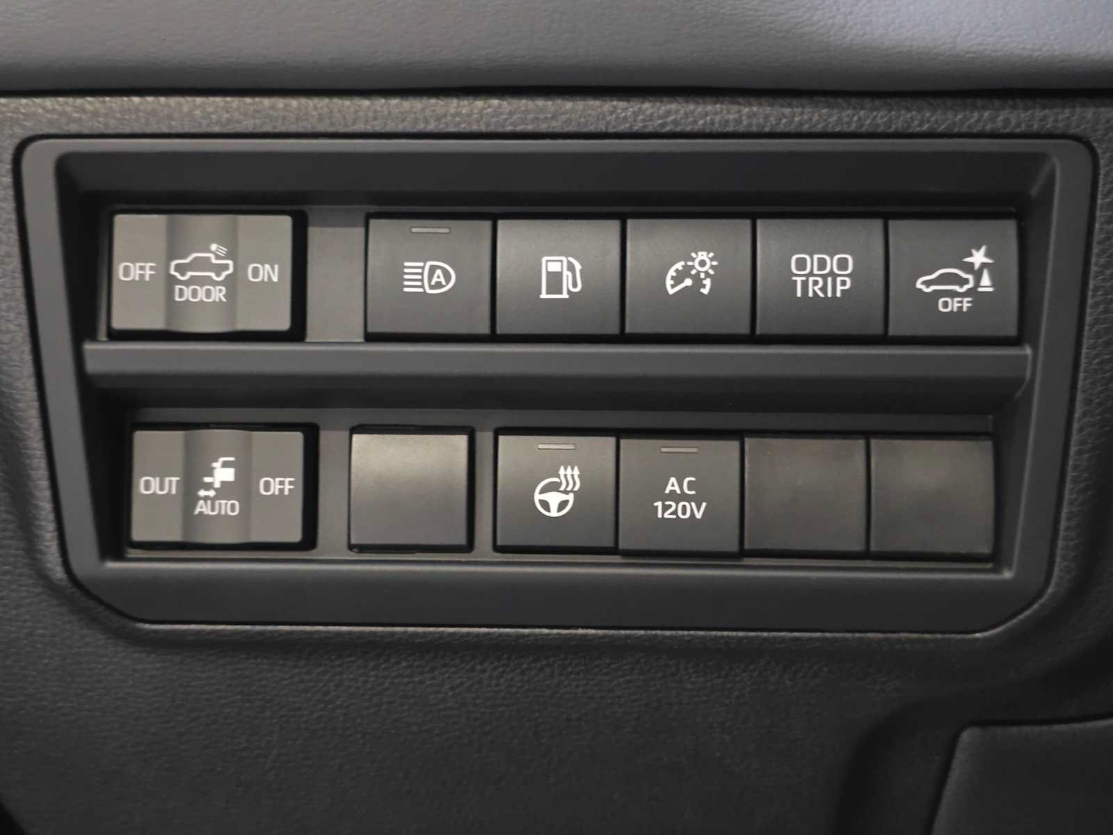 New 2026 Toyota Tundra Capstone AWD/4WD image 18