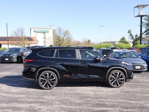 Used 2023 Toyota Highlander L image 5