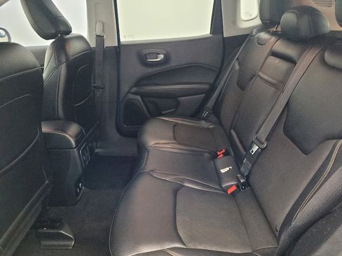 Used 2017 Jeep Compass Latitude w/ Popular Equipment Group image 18