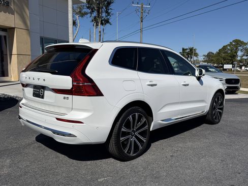 Certified 2023 Volvo XC60 B5 Ultimate w/ Protection Package Premier image 3