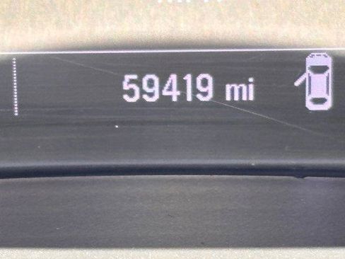 Used 2023 Chevrolet Malibu LT FWD image 24