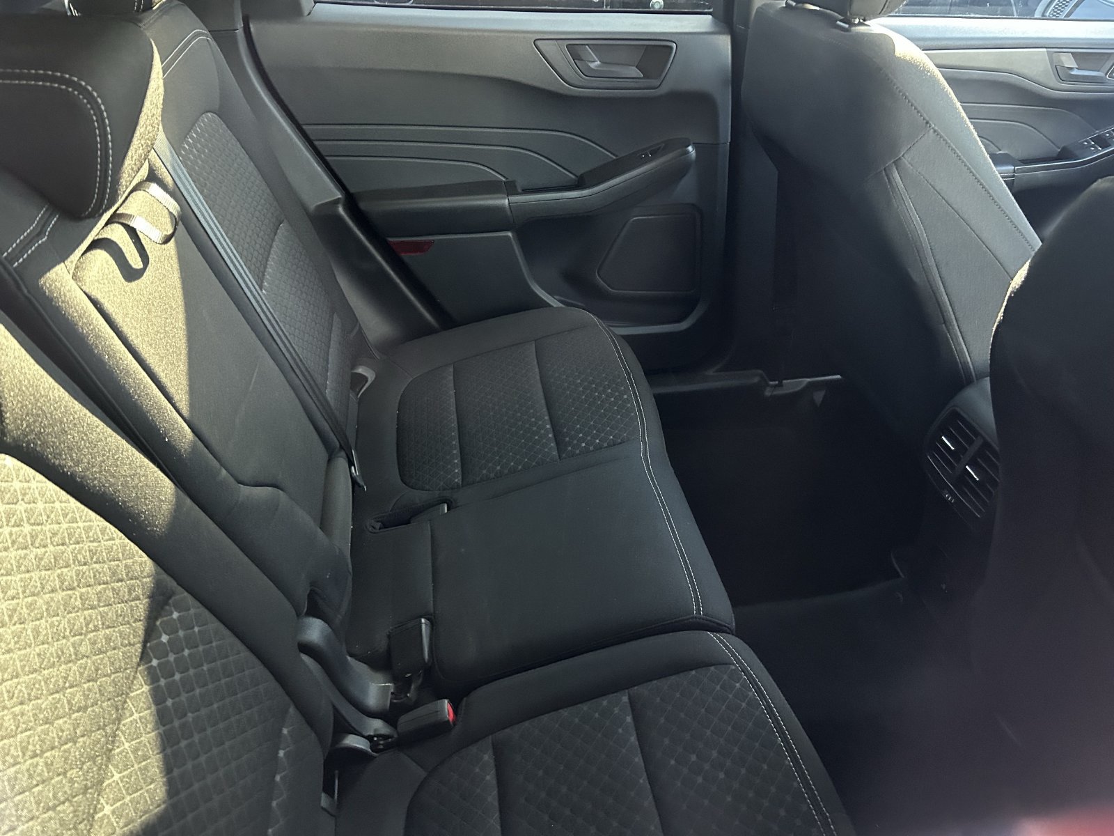Used 2025 Ford Escape Active AWD/4WD image 10