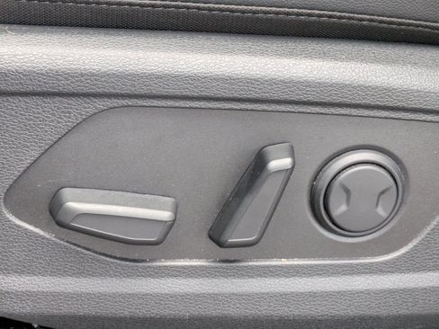 Certified 2026 Kia Sportage SX FWD image 18