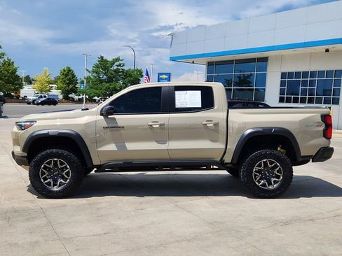 Used 2023 Chevrolet Colorado ZR2 w/ ZR2 Convenience Package III AWD/4WD image 4