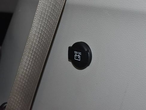 Certified 2024 Chrysler Pacifica Touring-L FWD image 18