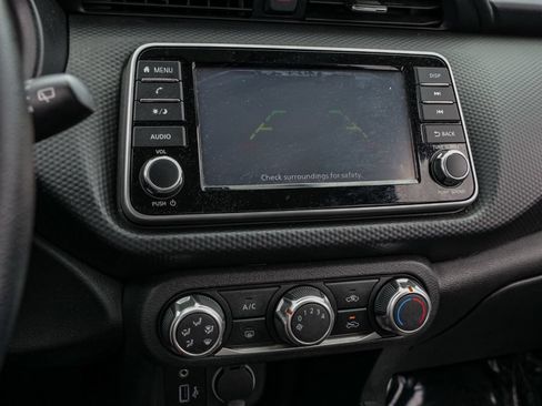 Used 2024 Nissan Kicks S FWD image 27