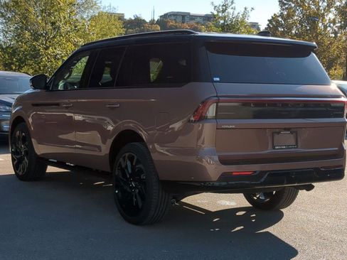 New 2025 Lincoln Navigator Black Label image 5