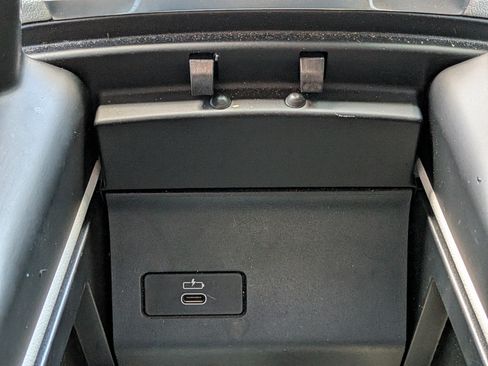 Used 2024 BMW X5 M60i w/ Parking Assistance Package AWD/4WD image 31