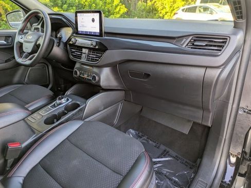 Used 2025 Ford Escape ST-Line image 26