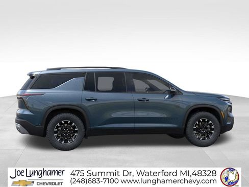 New 2026 Chevrolet Traverse Z71 w/ Driver Confidence Package AWD/4WD image 5