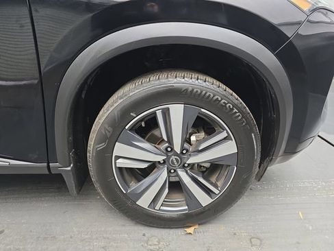 Used 2023 Nissan Rogue SL image 12