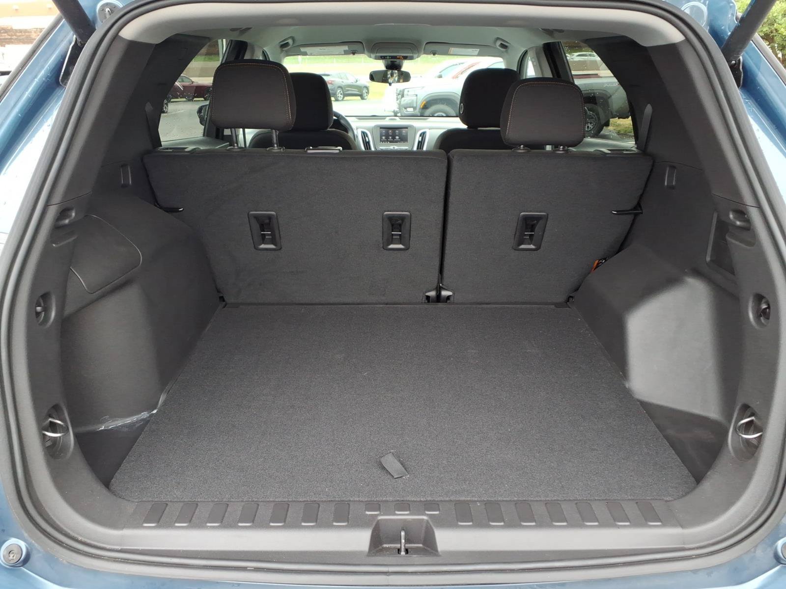 Used 2024 Chevrolet Equinox LT FWD image 29