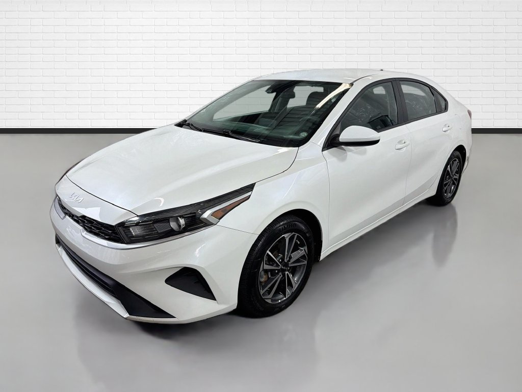 Used 2024 Kia Forte LXS FWD image 5