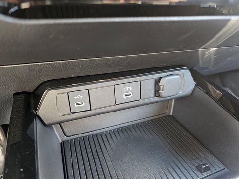 New 2026 Toyota Prius Plug-In Hybrid image 33