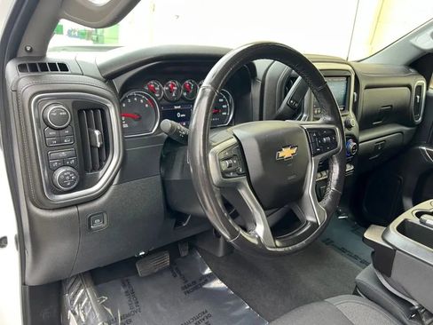 Used 2020 Chevrolet Silverado 1500 LT w/ Convenience Package AWD/4WD image 34