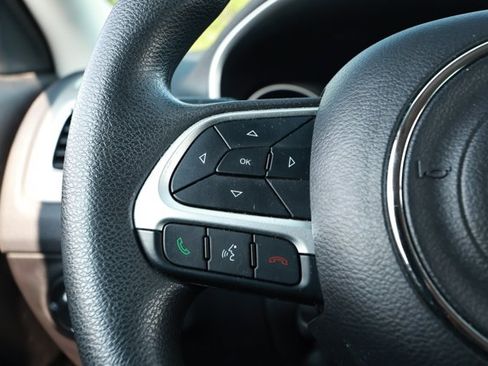 Used 2021 Jeep Compass Sport FWD image 12