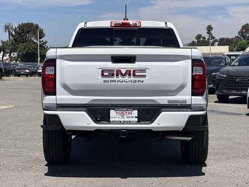New 2026 GMC Canyon Elevation w/ Technology Package AWD/4WD image 4
