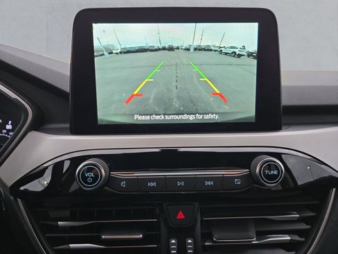 Certified 2022 Ford Escape SE image 19