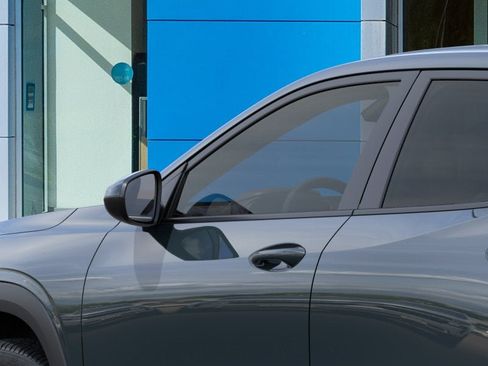 New 2026 Chevrolet Trax LS w/ LS Convenience Package FWD image 12