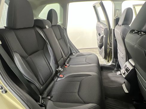 Used 2024 Subaru Forester Premium AWD/4WD image 26