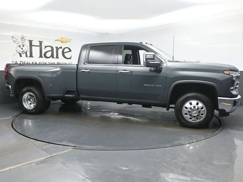 Used 2025 Chevrolet Silverado 3500 LTZ w/ LTZ Plus Package image 1