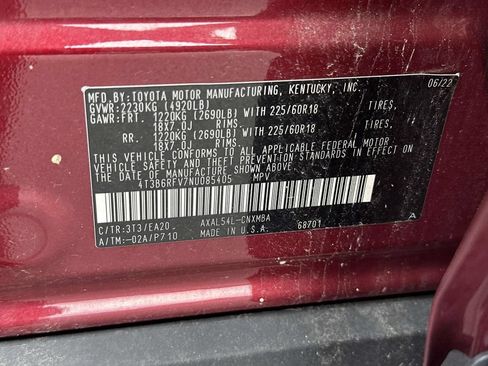 Used 2022 Toyota RAV4 XLE Premium AWD/4WD image 18