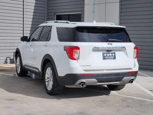 Used 2021 Ford Explorer Limited w/ Equipment Group 301A RWD image 6
