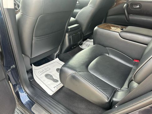 Used 2015 INFINITI QX80 4WD w/ Theater Package image 10