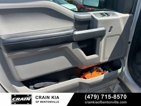 Used 2016 Ford F150 XLT w/ Equipment Group 302A Luxury AWD/4WD image 15