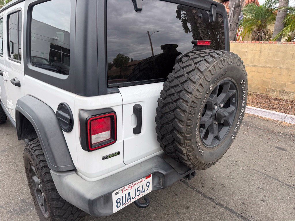 Used 2021 Jeep Wrangler Unlimited Sport AWD/4WD image 12