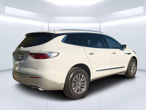 Used 2024 Buick Enclave Essence w/ LPO, Floor Liner Package FWD image 3