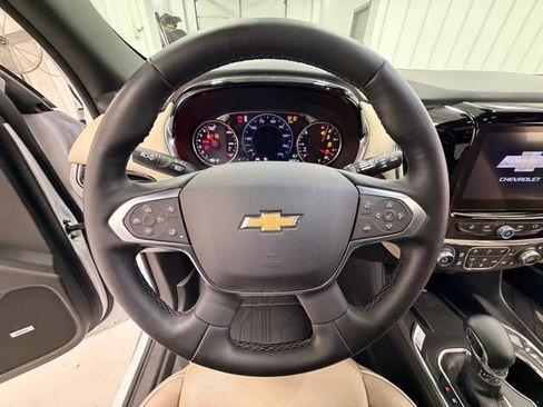 Certified 2023 Chevrolet Traverse Premier image 12