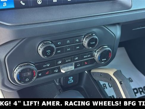 New 2025 Ford Bronco Badlands image 20