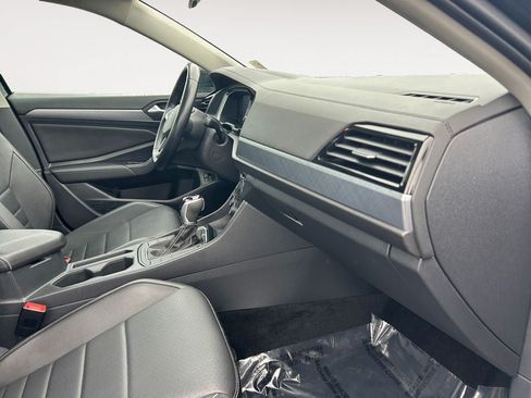 Used 2022 Volkswagen Jetta SE FWD image 26