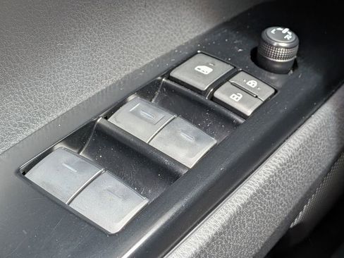 Used 2025 Toyota Camry LE FWD image 20