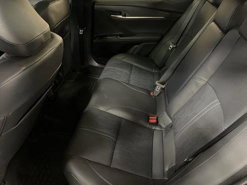 Used 2025 Toyota Camry XSE image 32