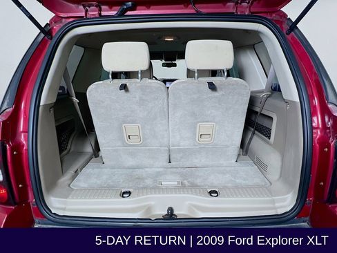 Used 2009 Ford Explorer XLT AWD/4WD image 26