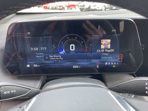 Used 2026 Chevrolet Equinox LT w/ Convenience Package II image 44