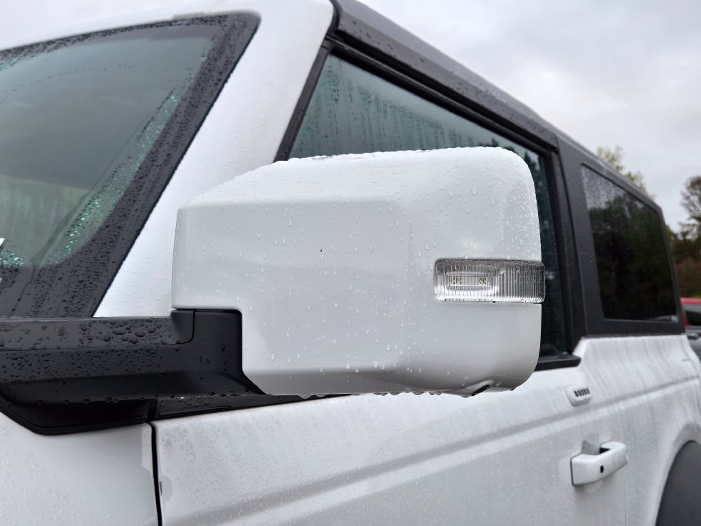 Used 2023 Ford Bronco Outer Banks AWD/4WD image 12