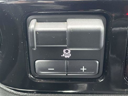 Used 2024 Chevrolet Silverado 1500 LT Trail Boss w/ LT Trail Boss Premium Package image 24