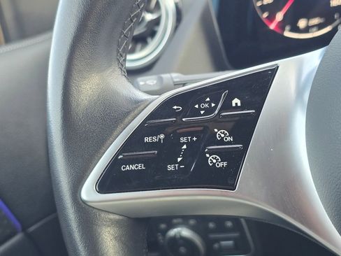 Used 2025 Mercedes-Benz GLA 250 image 17