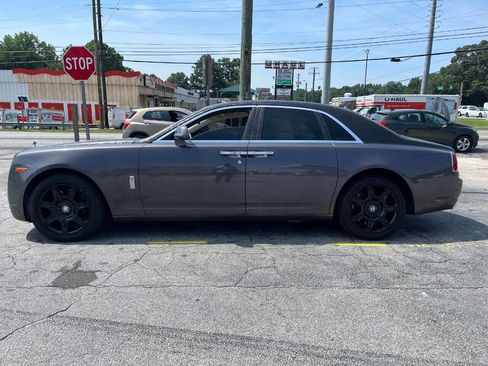 Used 2014 Rolls-Royce Ghost image 2