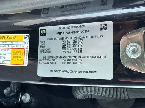 Used 2023 Chevrolet Tahoe LT w/ Luxury Package image 19