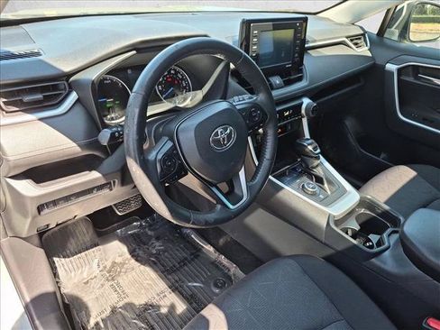 Used 2021 Toyota RAV4 XLE w/ Convenience Package AWD/4WD image 10