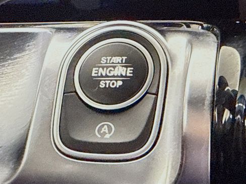 Used 2020 Mercedes-Benz GLB 250 image 21