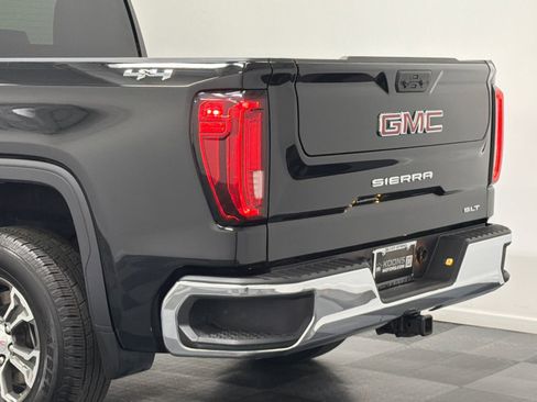 Used 2025 GMC Sierra 1500 SLT AWD/4WD image 7