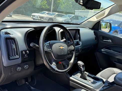 Certified 2022 Chevrolet Colorado Z71 w/ Trail Boss Package AWD/4WD image 12