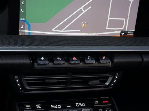 Used 2021 Porsche 911 Carrera image 17