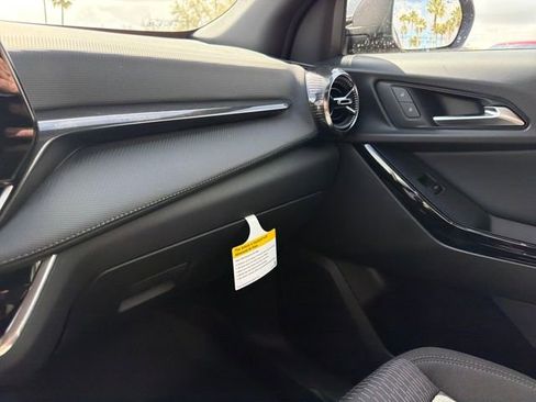 New 2026 Chevrolet Equinox LT w/ Midnight Edition FWD image 31