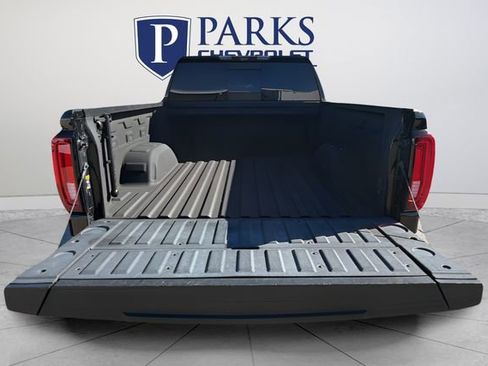 Used 2021 GMC Sierra 1500 Denali w/ Denali Ultimate Package image 18